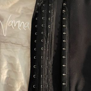 VannaBelt Waist Trainer